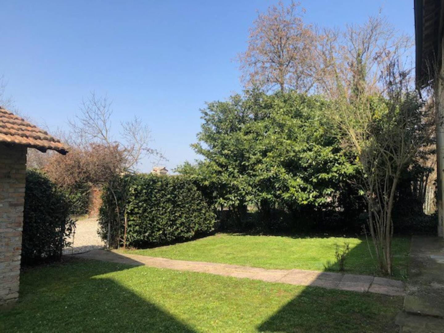 Agriturismo Le Corti Della Gualdana Voghera Buitenkant foto