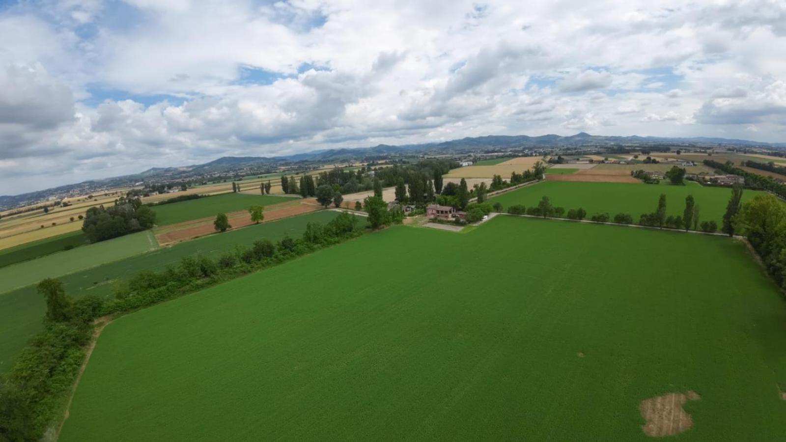 Agriturismo Le Corti Della Gualdana Voghera Buitenkant foto